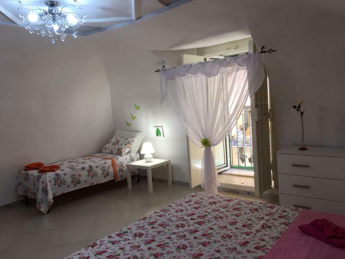 Il Cuore Di Napoli Villa Екстериор снимка